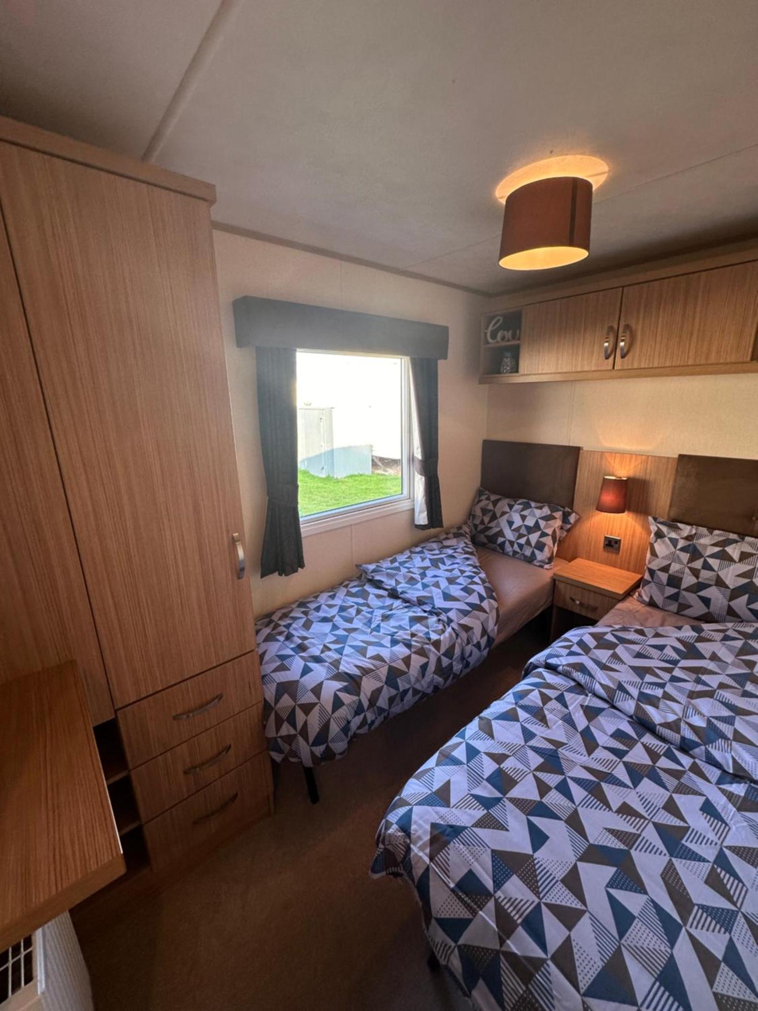 8 Berth Waterside Ingoldmells Santanavan 8 C22 Buitenkant foto